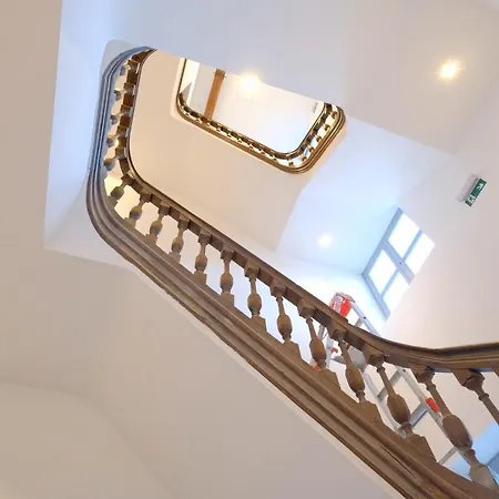 La Maison De La Duchesse De La Valliere - Parking Prive Gratuit Bed & Breakfast 3*