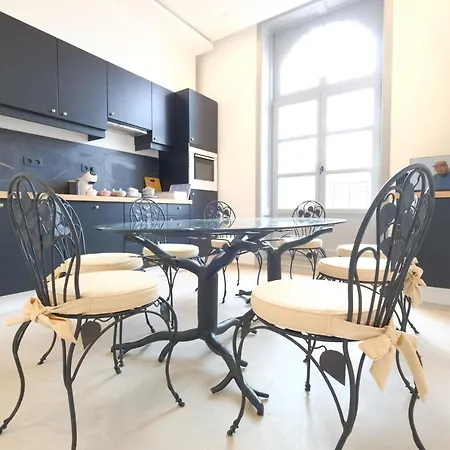 Oda ve Kahvaltı La Maison De La Duchesse De La Valliere - Parking Prive Gratuit