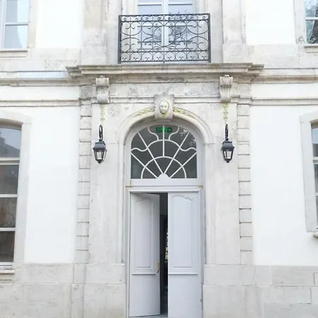 La Maison De La Duchesse De La Vallière * Mons