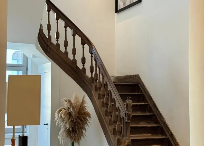 Bed & Breakfast La Maison De La Duchesse De La Valliere - Parking Prive Gratuit 3*